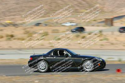 media/Oct-01-2022-Team Topak Racing (Sat) [[f860fb51be]]/2-Inter Low 2/session 1 turn 3/